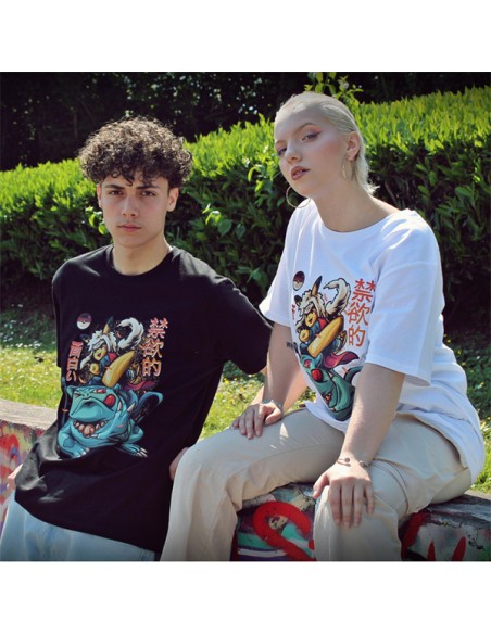 T-shirt Adulte Éco-conçu "Pikaya Ero Sennin" – Inspiré de Jiraya, Pikachu & Bulbizarre